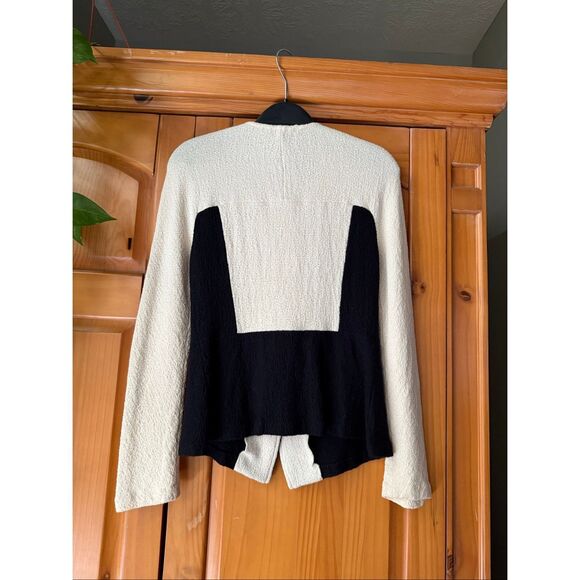 St. John Collection Colorblock Santana Knit Collarless Jacket Ivory & Black Sz 0 - Picture 3 of 14